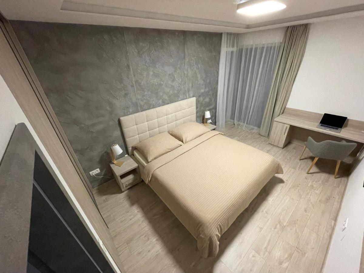 Greenbay Apartment With Free Parking Trenčín Exterior foto